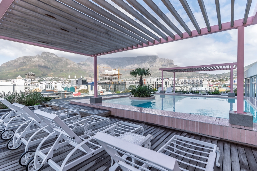 2 Bedroom Property for Sale in Cape Town City Centre Western Cape